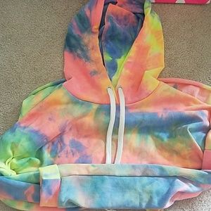 Cropped tie-dye hoodie